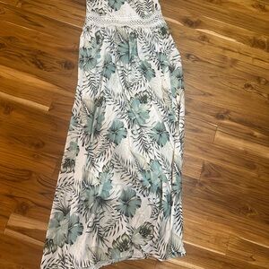 Tropical Floral Maxi Dress in Green and White